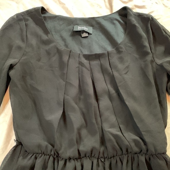 Flowy Black Dress - Picture 2 of 6